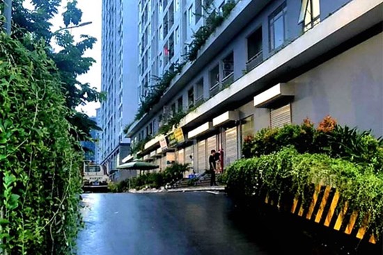 Người đàn ông rơi từ tầng 31 chung cư