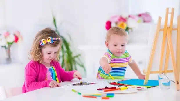 Trẻ bị tước đoạt quyền tự do khi nɡười lớn quá ưa sạch sẽ: Cha mẹ sợ bẩn, con kém thông minh-1