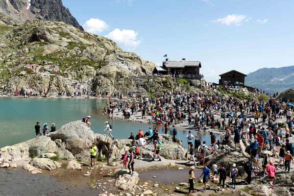 Gia đình Canada đi quanh thế giới trước khi các con bị mù vĩnh viễn-4