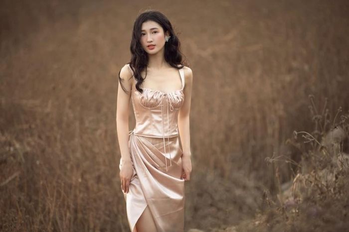 Nhan sắc á hậu Phương Nhi trong trẻo được ví như thần tiên tỷ tỷ-12