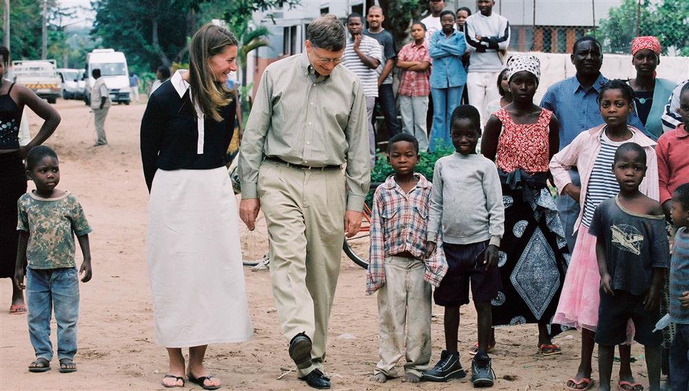 Melinda Gates: Nữ tướng không chịu đứng sau chồng và bài học nuôi con bằng sự khiêm tốn, chẳng hề mang dáng dấp tỷ phú-10
