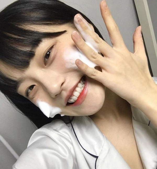 Chuyên gia chỉ ra 5 sai lầm thường gặp khiến mụn trứng cá ngày càng trầm trọng-2