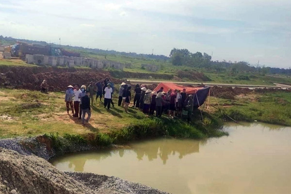 Chồng bắn vợ tử vong trong lúc cãi vã-1