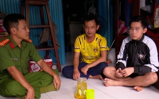 Một gia đình mất 160 triệu đồng chuộc con trai 17 tuổi từ Campuchia về-1