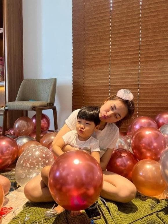 Hậu chia tay thiếu gia Minh Hải, Hòa Minzy lên tiếng đính chính khi bị nói đã sẵn sàng đón nhận tình cảm mới-4