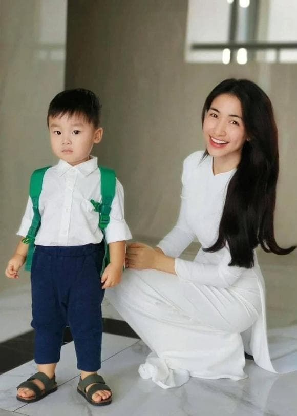 Hậu chia tay thiếu gia Minh Hải, Hòa Minzy lên tiếng đính chính khi bị nói đã sẵn sàng đón nhận tình cảm mới-3