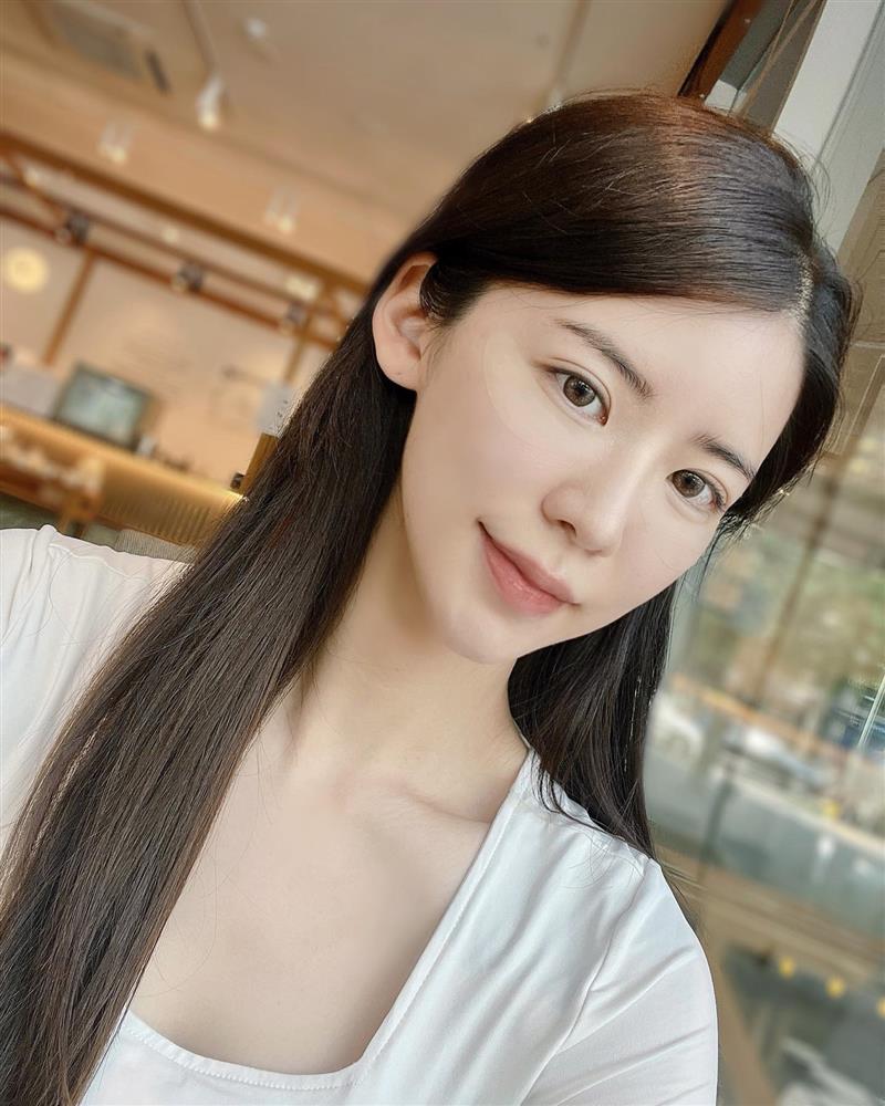 Dùng serum vitamin C bao lâu thì thấy kết quả, da trắng mịn và mờ nhăn lão hóa?-3