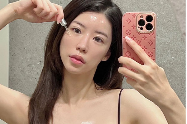 Những thói quen tồi tệ chị em nào cũng mắc khiến da lão hóa, già nhanh không tưởng-4