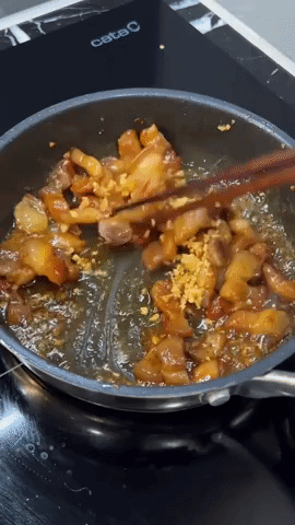 Món thịt đưa cơm xuất sắc cho những ngày chẳng biết nấu gì: Thao tác chưa tới 15 phút là xong!-5