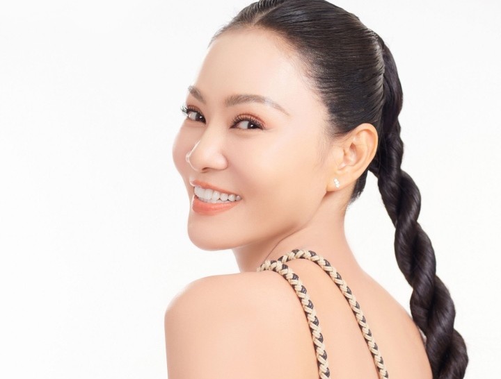 Những mỹ nhân Việt từng bị tuýt còi sau lần ăn mặc hớ hênh-5