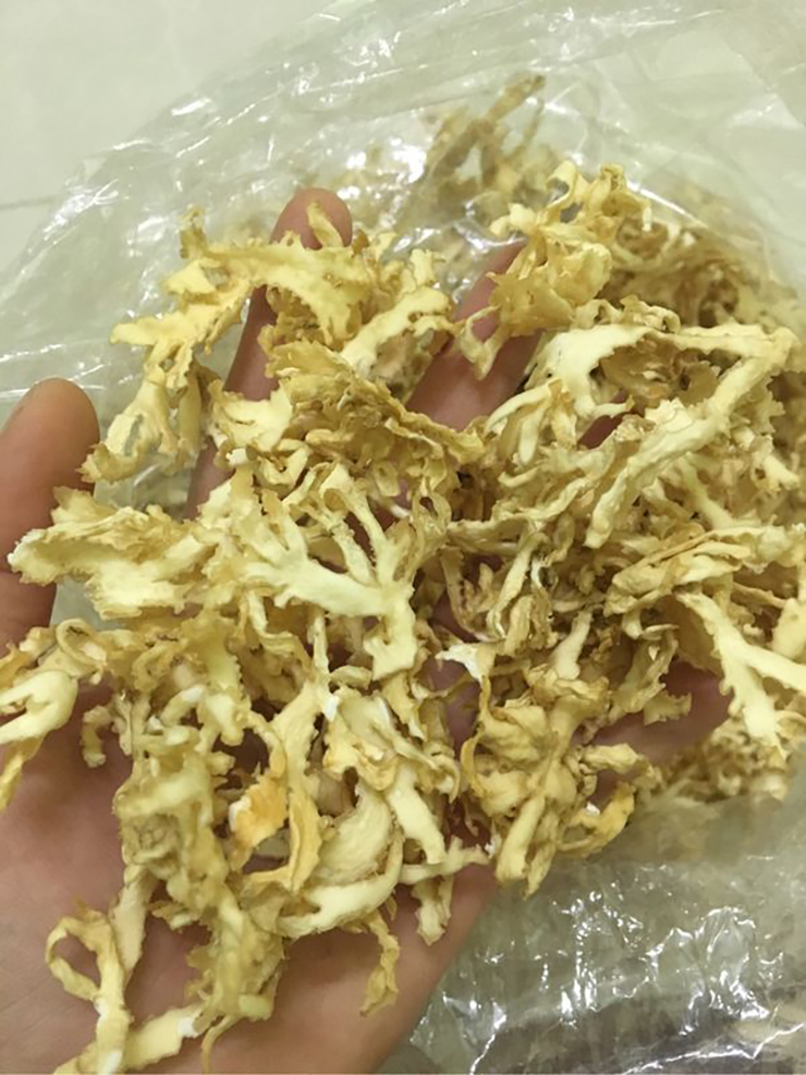 Xưa hái bỏ đi, loại rau dại này giờ được ví như lộc trời giá 800.000 đồng/kg-4