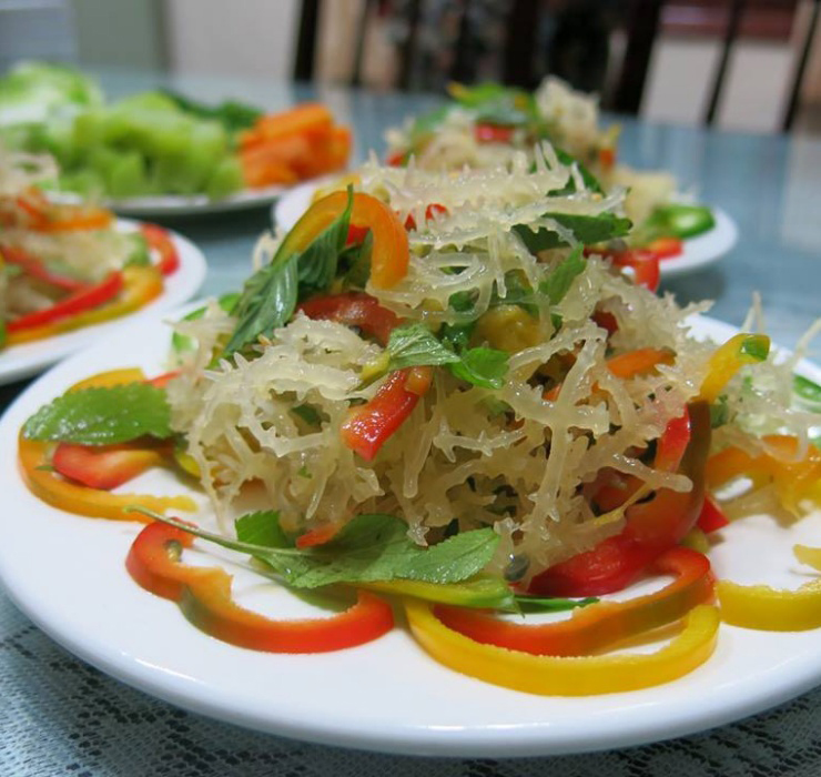 Xưa hái bỏ đi, loại rau dại này giờ được ví như lộc trời giá 800.000 đồng/kg-9