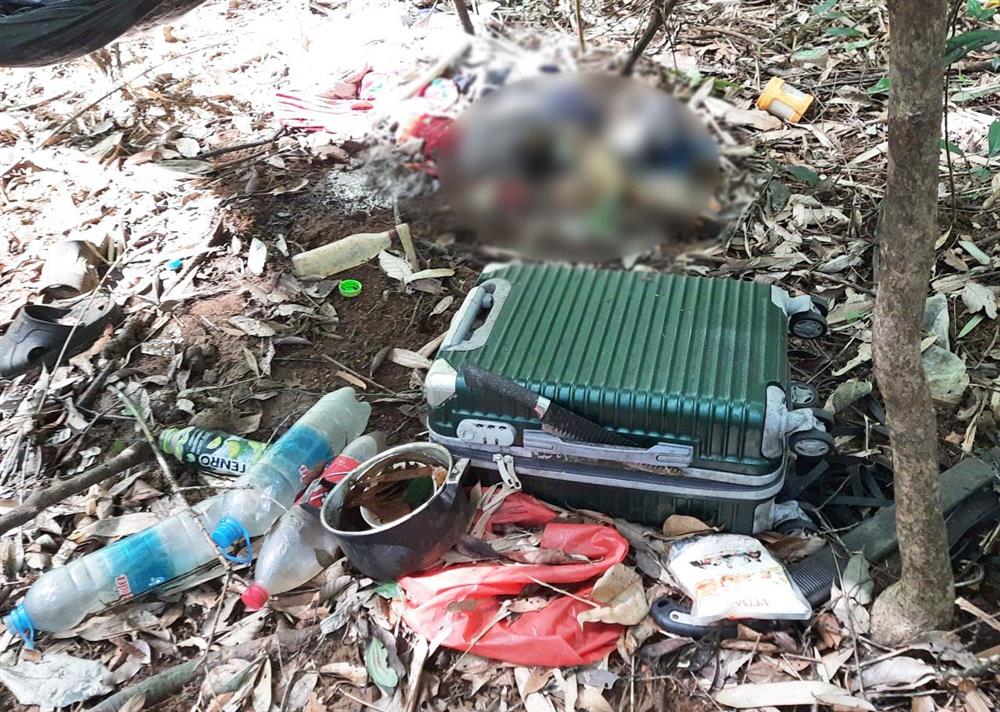 Thêm nhiều tình tiết mới ở hiện trường phát hiện 2 bộ xương khô bí ẩn giữa rừng sâu-4