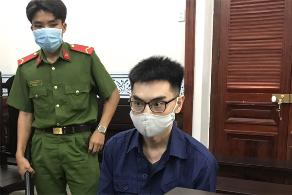 Bắt giam nguyên nữ nhân viên ngân hàng lừa đảo hơn 81 tỉ đồng-2