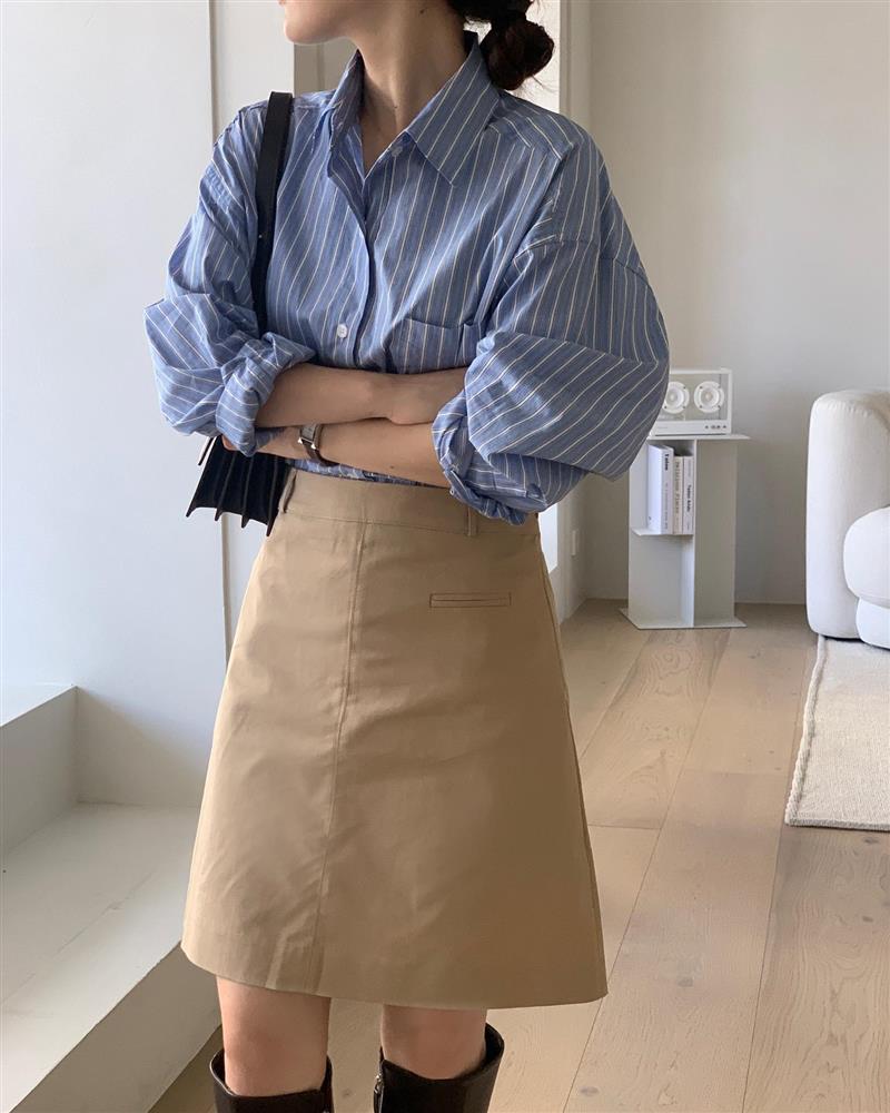 5 kiểu áo sơ mi nàng 30+ cần sắm ngay để mùa thu 2022 mặc đẹp hơn hẳn năm ngoái-10