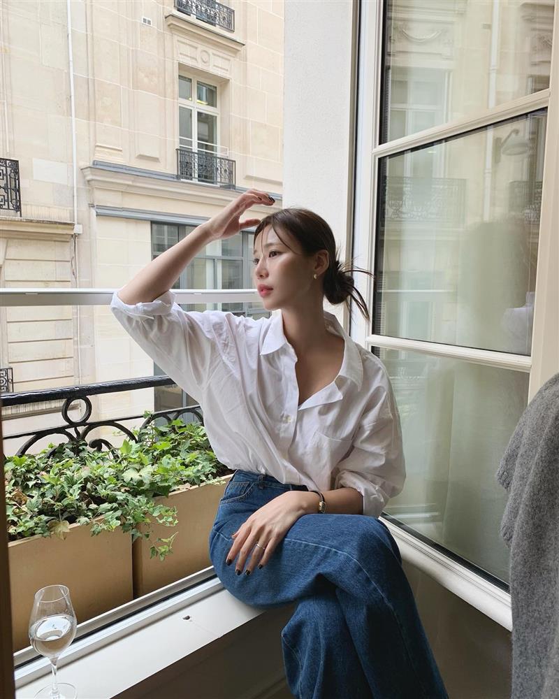 5 kiểu áo sơ mi nàng 30+ cần sắm ngay để mùa thu 2022 mặc đẹp hơn hẳn năm ngoái-7