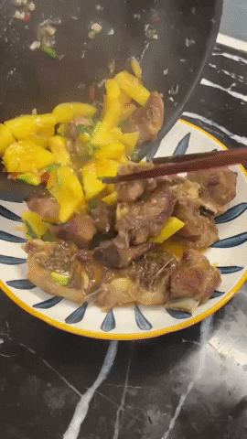 Sườn chua ngọt làm thế này thì thơm ngon lạ miệng hơn hẳn, nấu bao nhiêu cơm cũng hết!-5