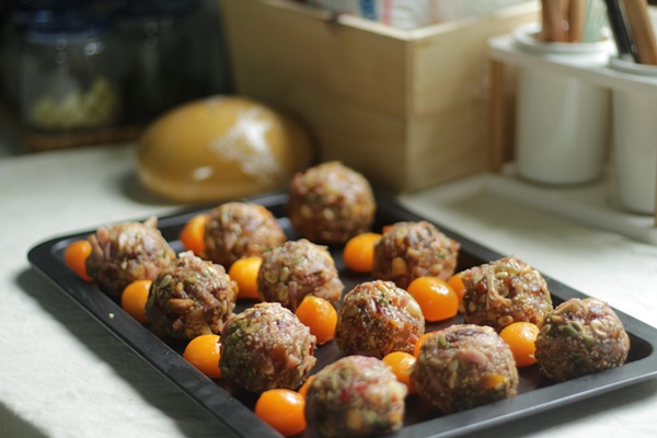 Bí quyết làm bánh Trung thu thập cẩm đơn giản tại nhà, cho mùa trăng thêm tròn vị-1