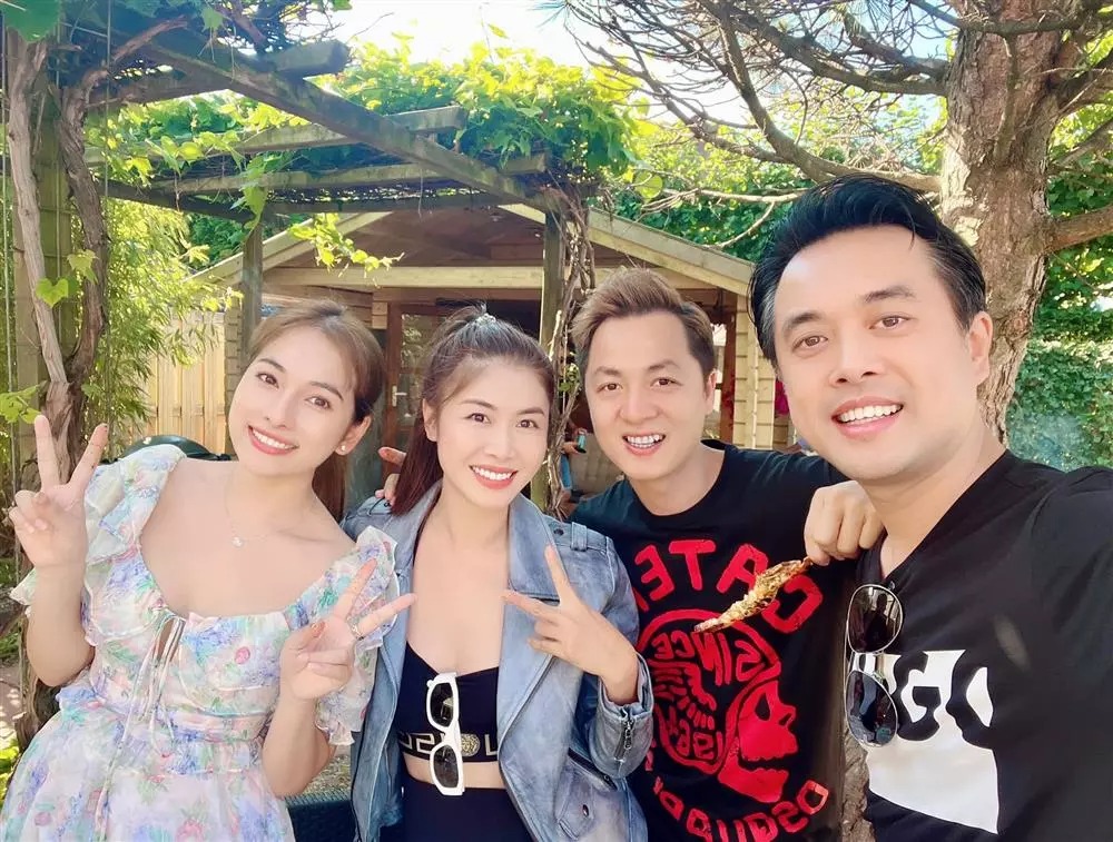 Khám phá không gian sống xanh mướt rộng 450m2 của nhạc sĩ Dương Khắc Linh ở Hà Lan-1