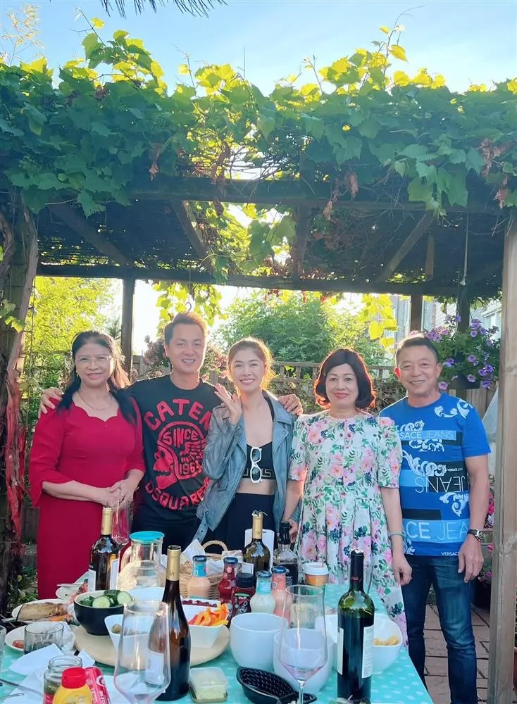 Khám phá không gian sống xanh mướt rộng 450m2 của nhạc sĩ Dương Khắc Linh ở Hà Lan-6