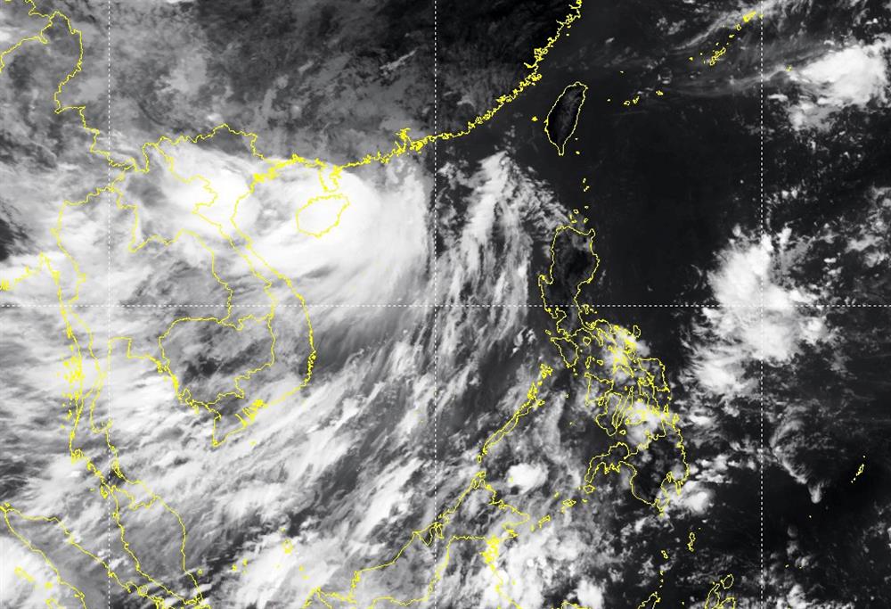 Ứng phó bão: Ven biển bắn pháo hiệu, miền núi sẵn sàng sơ tán 135.000 dân-1