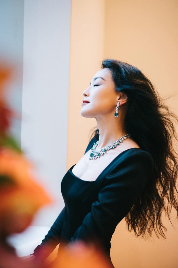 Sắc vóc gợi cảm khó tin của nữ hoàng cảnh nóng Thư Kỳ ở tuổi 46-5