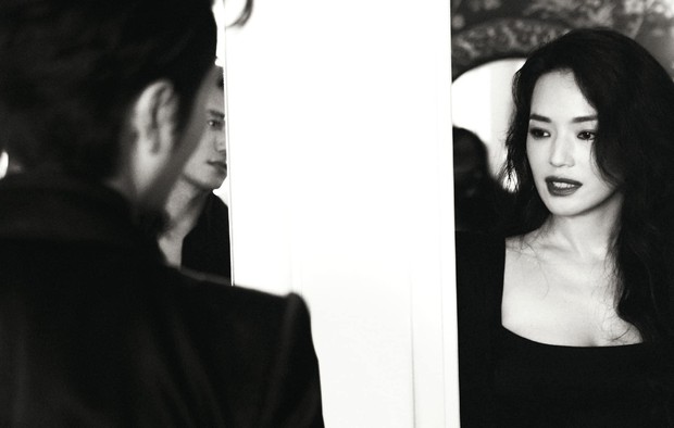 Sắc vóc gợi cảm khó tin của nữ hoàng cảnh nóng Thư Kỳ ở tuổi 46-7