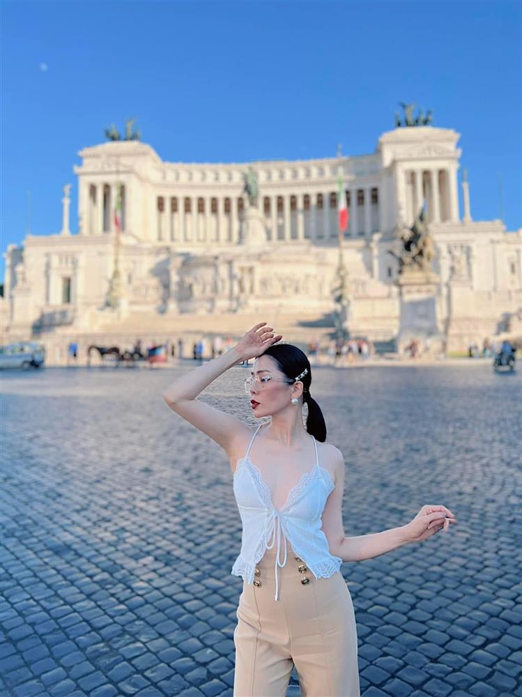 Tuổi 41 của Lệ Quyên: Chăm tập thể dục, body ngày càng nóng bỏng-8