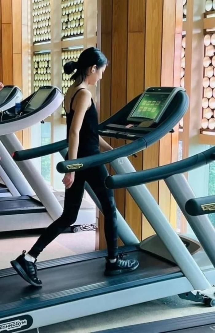 Con gái Trương Ngọc Ánh xinh như mộng ở tuổi trăng tròn, Hoa hậu tương lai là đây chứ đâu-6