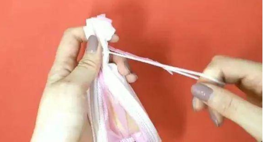 Thử cách để khẩu trang như thế này vào tủ lạnh sẽ giúp bạn tiết kiệm được khoản tiền điện không hề nhỏ-3