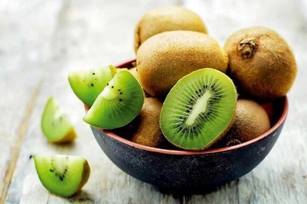 Được coi là loại quả ‘nhỏ mà có võ’, nhưng khi ăn kiwi cần tuyệt đối nhớ những điều đại kỵ này-1