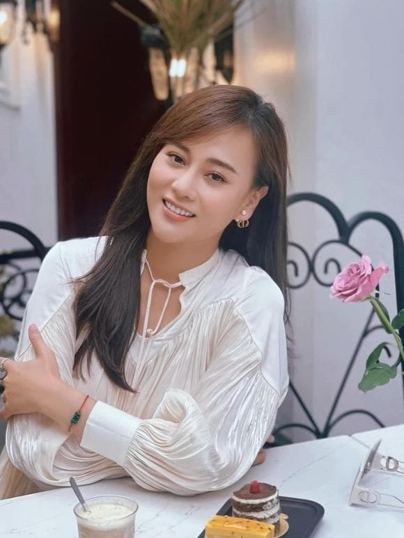 Phương Oanh từng say nắng bạn diễn nam có vợ đóng chung phim, Trà My lên tiếng nói về scandal của đồng nghiệp-1