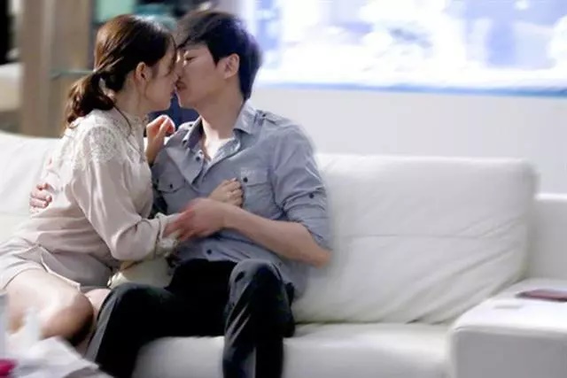 Lừa chồng đi hẹn hò với trai lạ, vợ mất mạng vì 700 nghìn tiền phòng-1