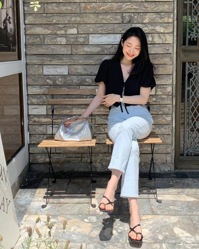 13 cách phối đồ layer nhẹ nhàng, giúp trẻ hóa phong cách mùa thu-7