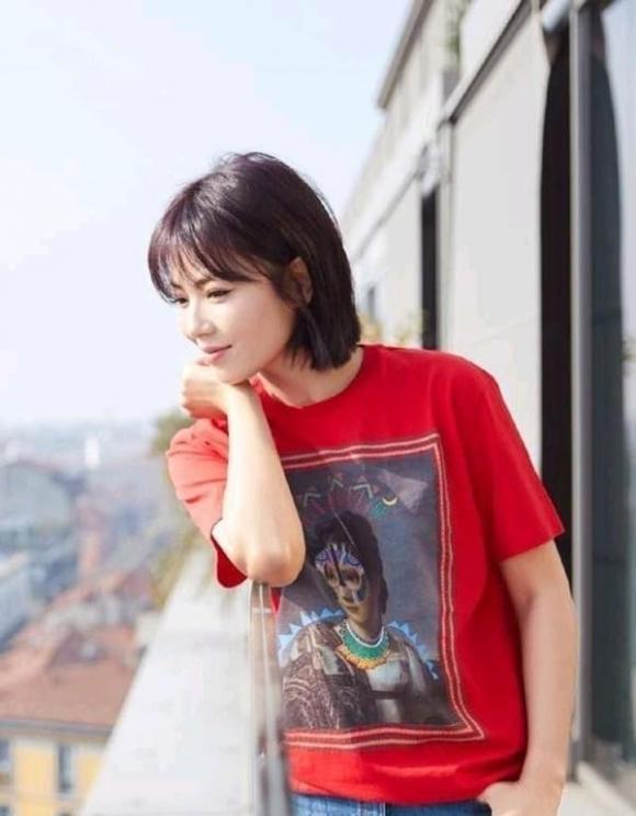 Phụ nữ nên cố gắng đừng để tóc dài ở độ tuổi 40 và 50, hãy thử 3 kiểu tóc này, khí chất và giảm tuổi tác-8