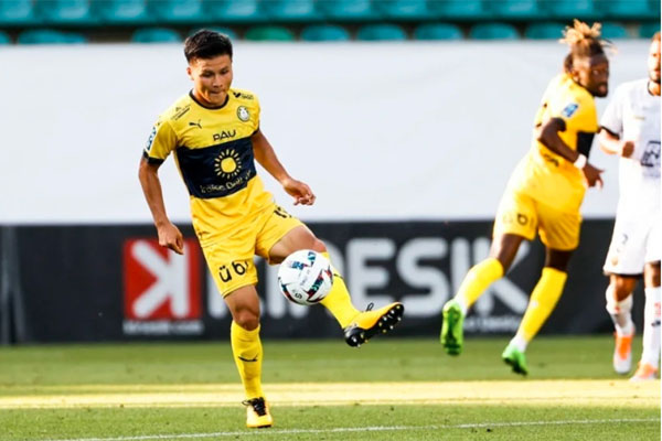 Quang Hải thi đấu mờ nhạt, Pau FC tiếp tục hứng chịu thất bại-1