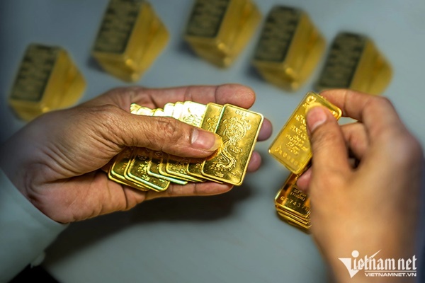 Vàng cất két chưa đầy tháng, mất ngay 2 triệu đồng-1