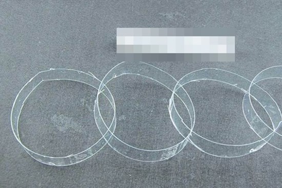 Cắt chai nhựa thành nhiều vòng tròn, cất trong phòng tắm có công dụng siêu mạnh, gia đình nào cũng cần dùng tới