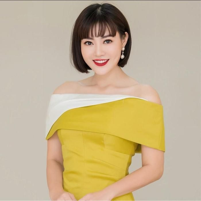 Bênh vực chuyện Phương Oanh hẹn hò Shark Bình, một nữ diễn viên nổi tiếng bị ném đá tới tấp-2