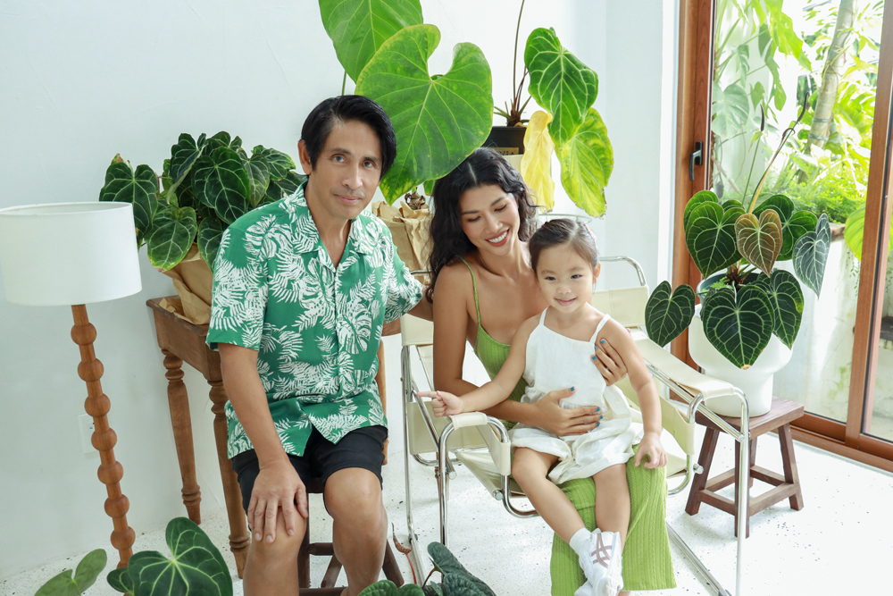 Cuộc sống tràn màu xanh thanh bình của người mẫu Trang Lạ và bác sĩ tài hoa-3