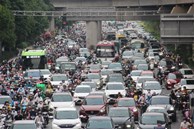 Giải quyết ùn tắc giao thông ở Hà Nội: Vẫn thông chỗ này lại tắc chỗ khác!