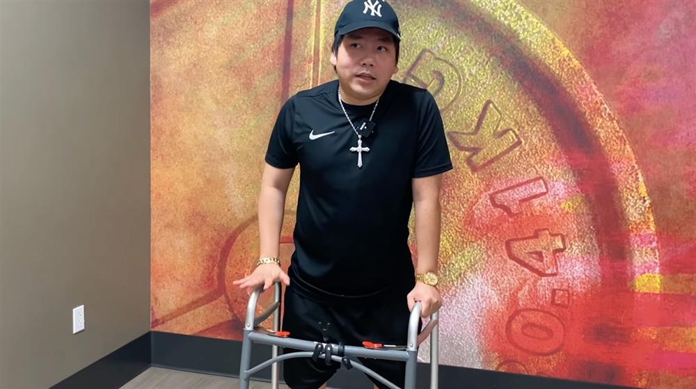 Khoa Pug comeback, hé lộ nguồn tiền dùng để kéo chân-1