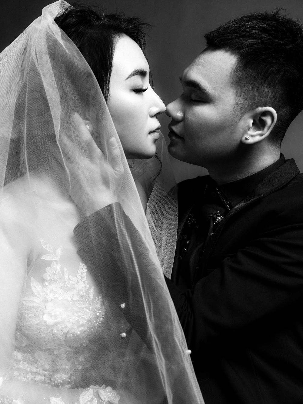 4 năm hôn nhân ngọt ngào của ca sĩ Khắc Việt và bà xã DJ Thảo Bebe-1