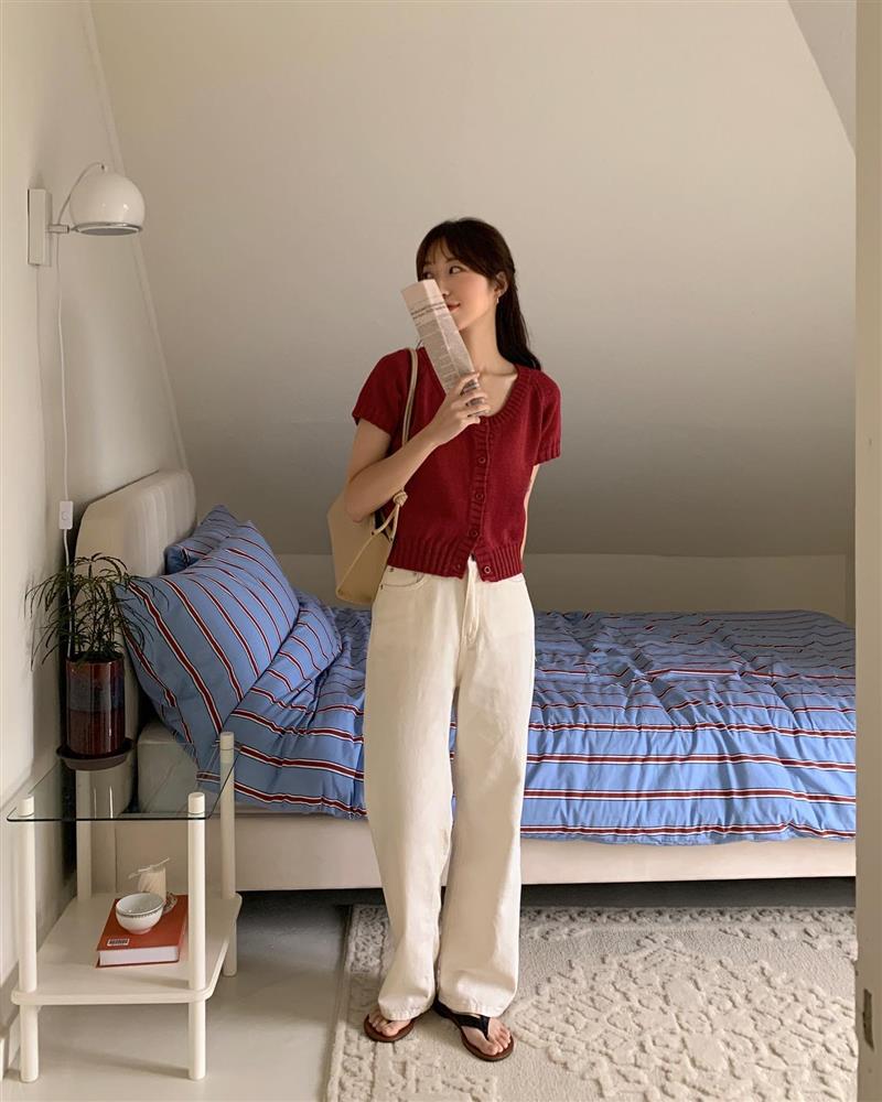 Xu hướng năm nay là mặc áo dáng lửng để trông thật trẻ trung và cao thêm 5 phân-11