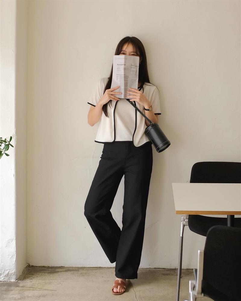 Xu hướng năm nay là mặc áo dáng lửng để trông thật trẻ trung và cao thêm 5 phân-9