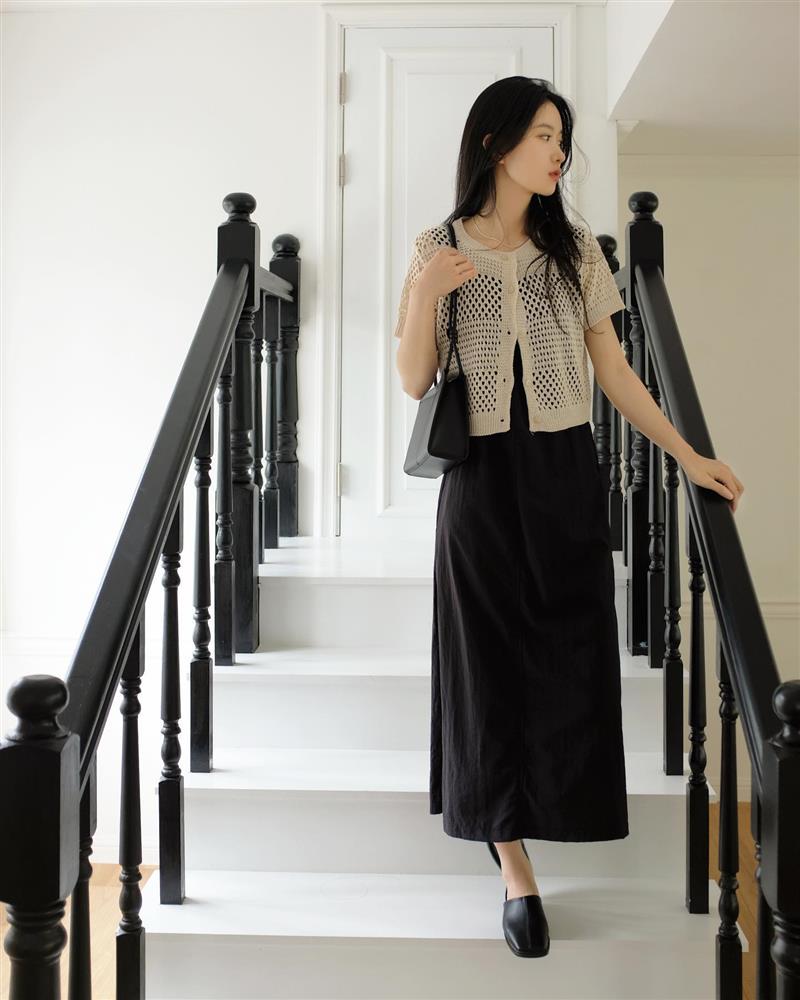 Xu hướng năm nay là mặc áo dáng lửng để trông thật trẻ trung và cao thêm 5 phân-16