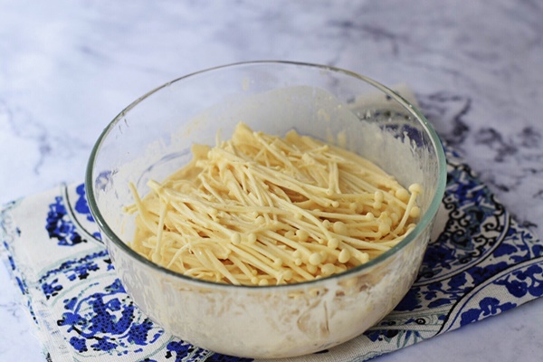 Nấm kim châm mà mang chiên giòn thì ngon hết cỡ, ai ăn cũng tấm tắc khen!-3