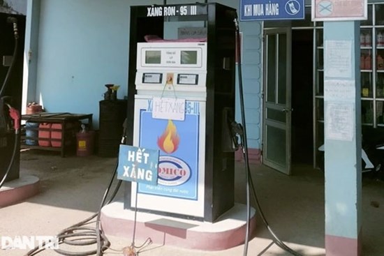 Có hiện tượng cửa hàng thông báo hết xăng, vắng tanh bóng khách