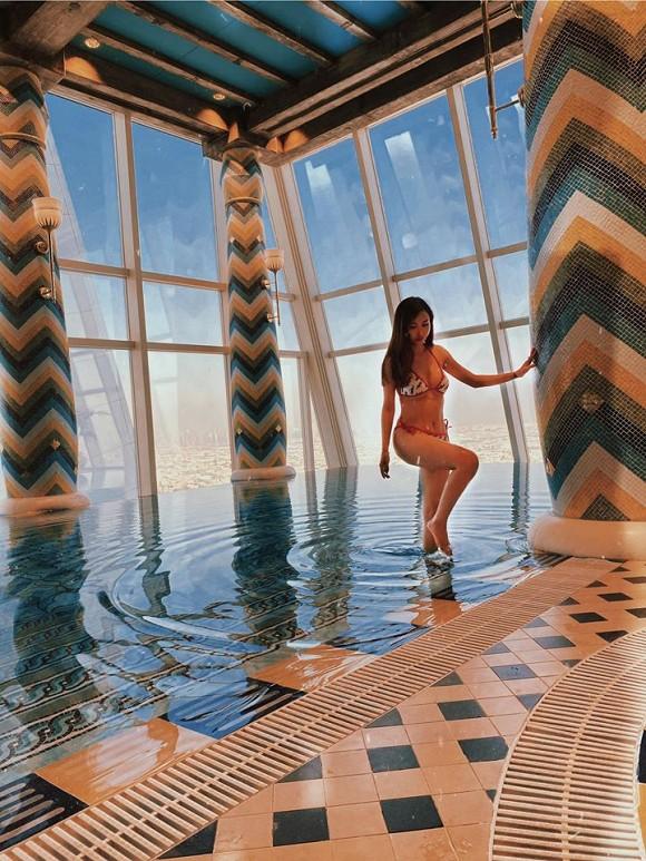 Sống ảo quá đà, vợ 2 Minh Nhựa chỉnh ảnh méo cả cửa-10