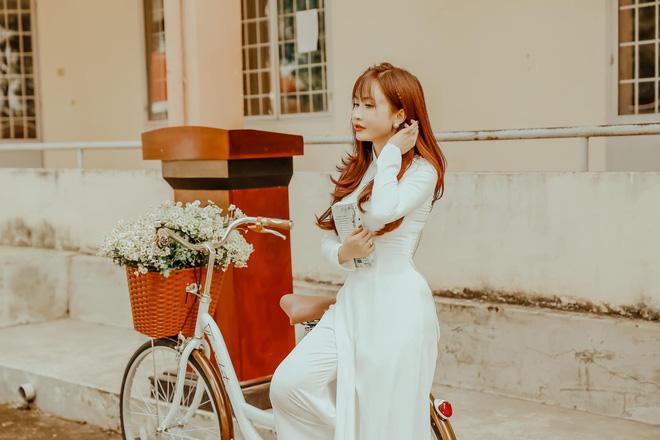 Sống ảo quá đà, vợ 2 Minh Nhựa chỉnh ảnh méo cả cửa-11